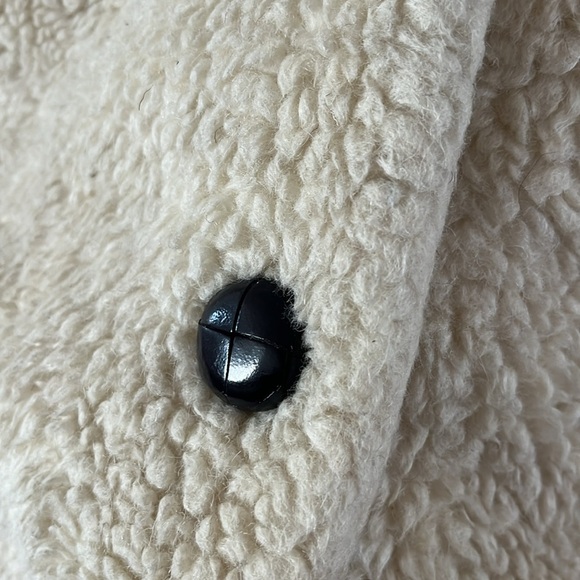 SEZANE ecru teddy coat wool cream sz36(4) - Picture 2 of 6